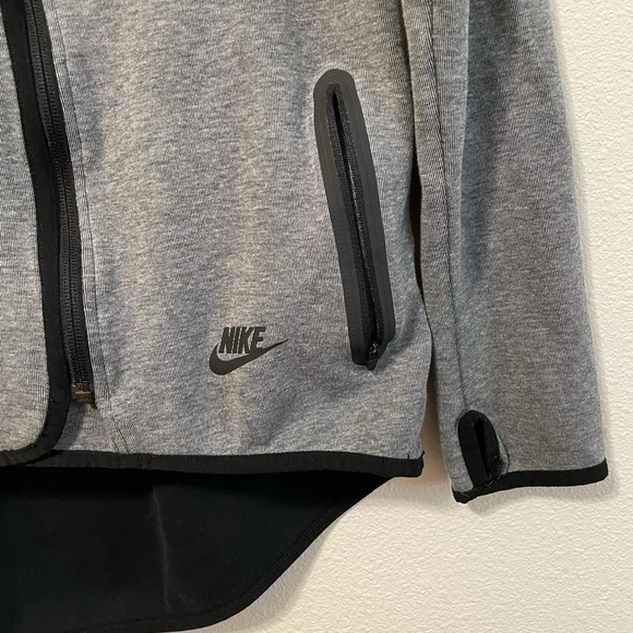 Nike Grey Zip Sweater/ Hoodie Size Small Women’s Crop - Picture 4 of 9